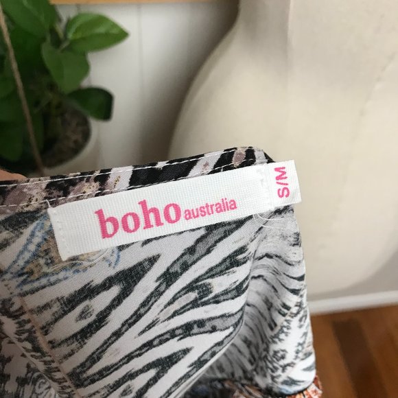 BOHO AUSTRALIA High/Low Cold Shoulder Rayon dress - Picture 8 of 9